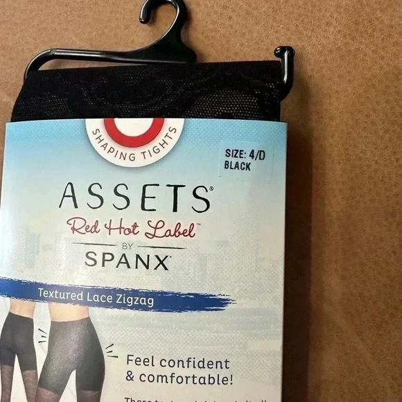 Assets Red Hot Label By Spanx Shaping Tights Textured Zig Zag Size 4/D Black - Picture 2 of 4